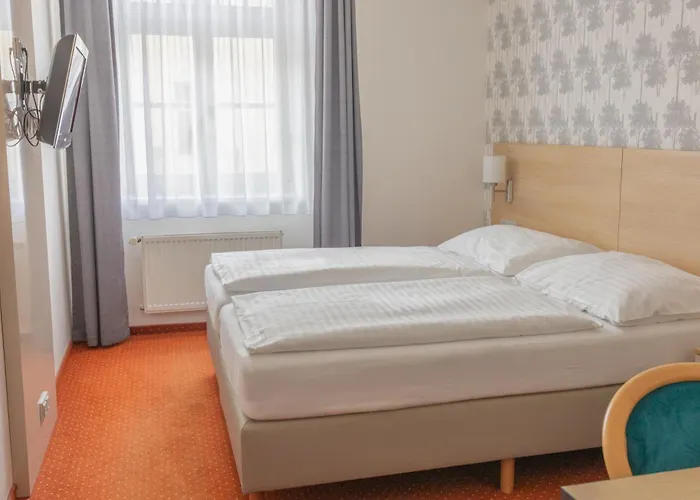 Flora 3* Marianske Lazne