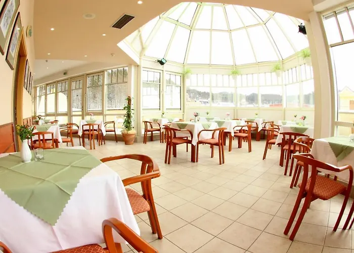 Flora 3* Marianske Lazne